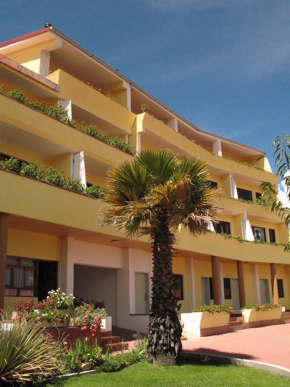 Hotel Andino Club - Hotel Asociado Casa Andina Уарас Экстерьер фото